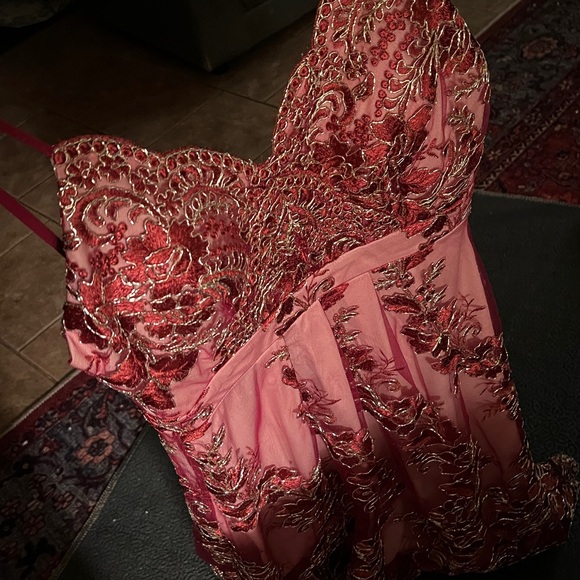 NWT- RED & GOLD SZ:L EMBROIDERED MIDI DRESS by AZBRO - Picture 12 of 14